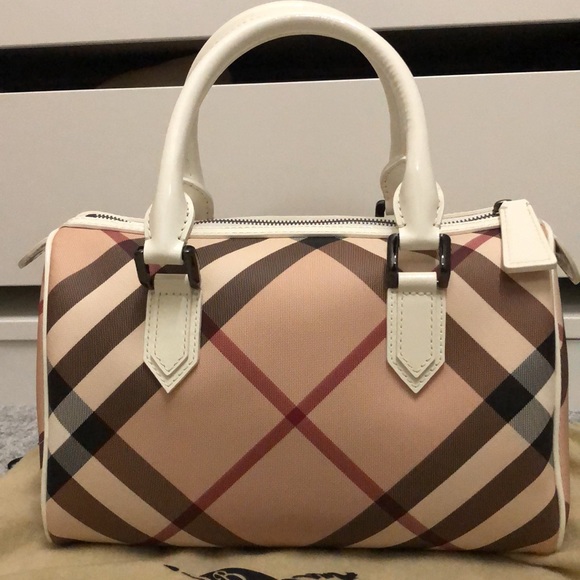 🌟 BRAND NEW 🌟 BURBERRY Small Chester Nova Check Patent Bowling Bag White - Picture 2 of 7